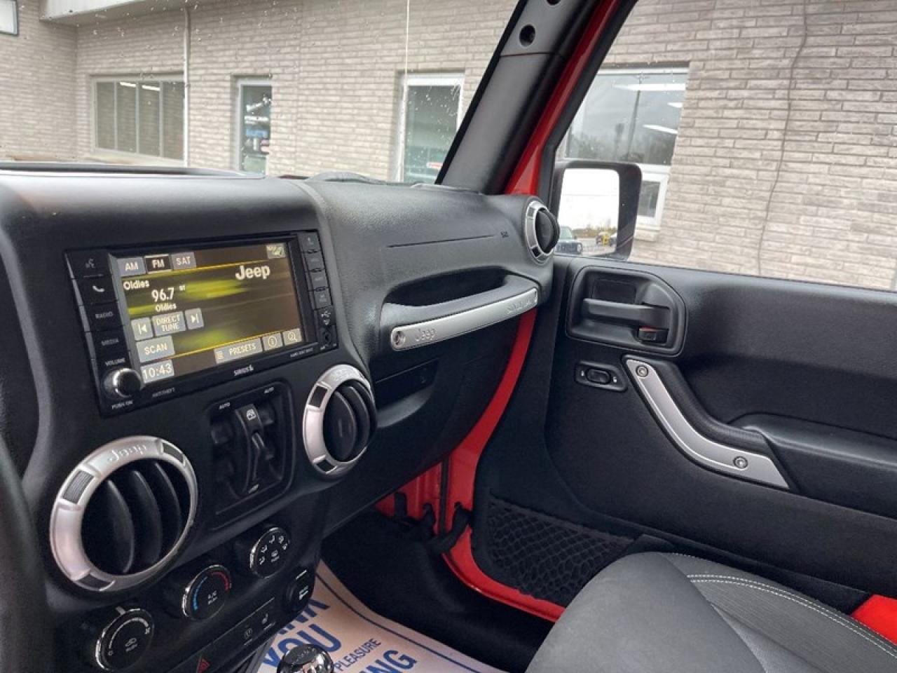 2015 Jeep Wrangler Unlimited Sahara Photo