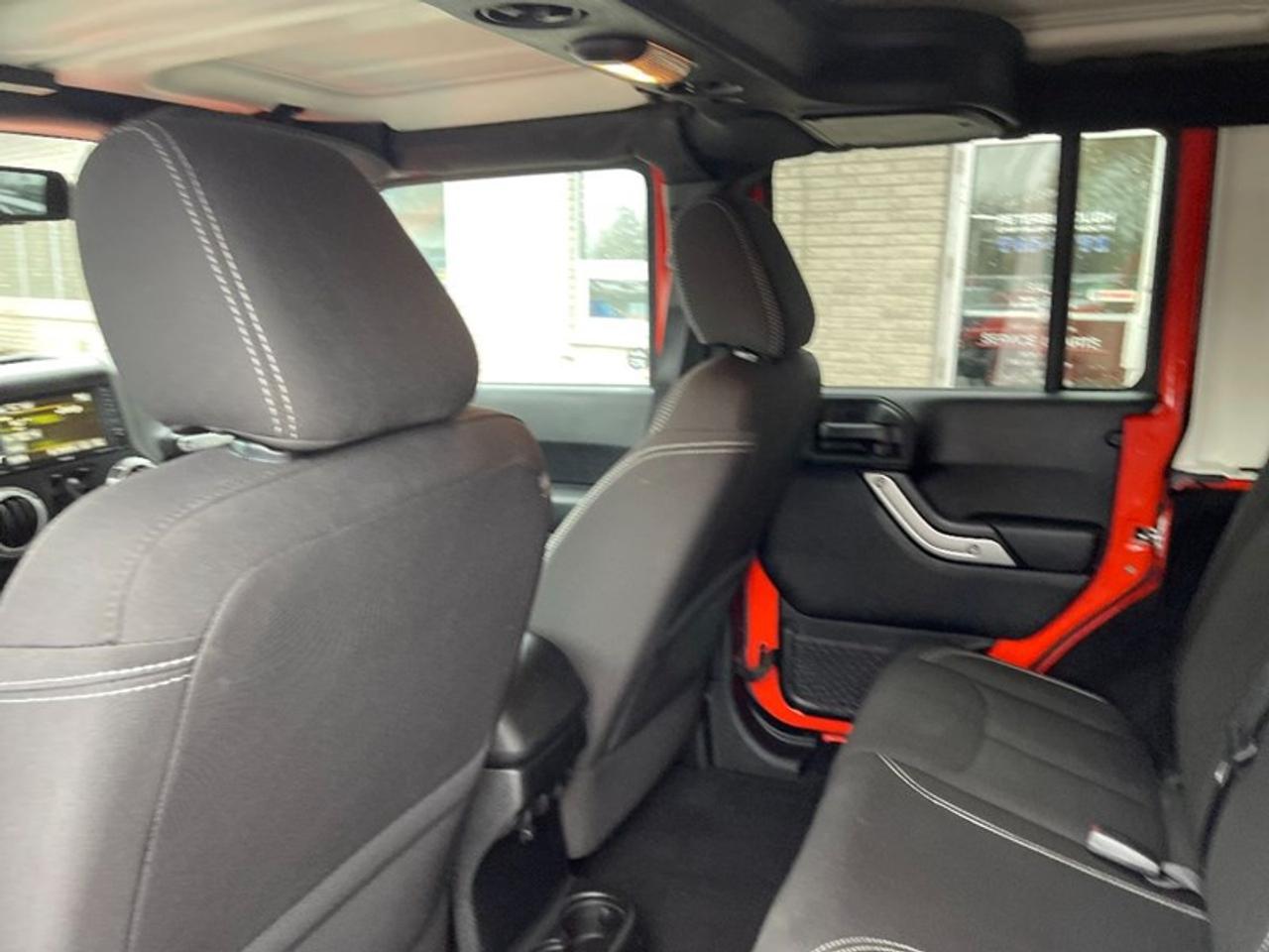 2015 Jeep Wrangler Unlimited Sahara Photo