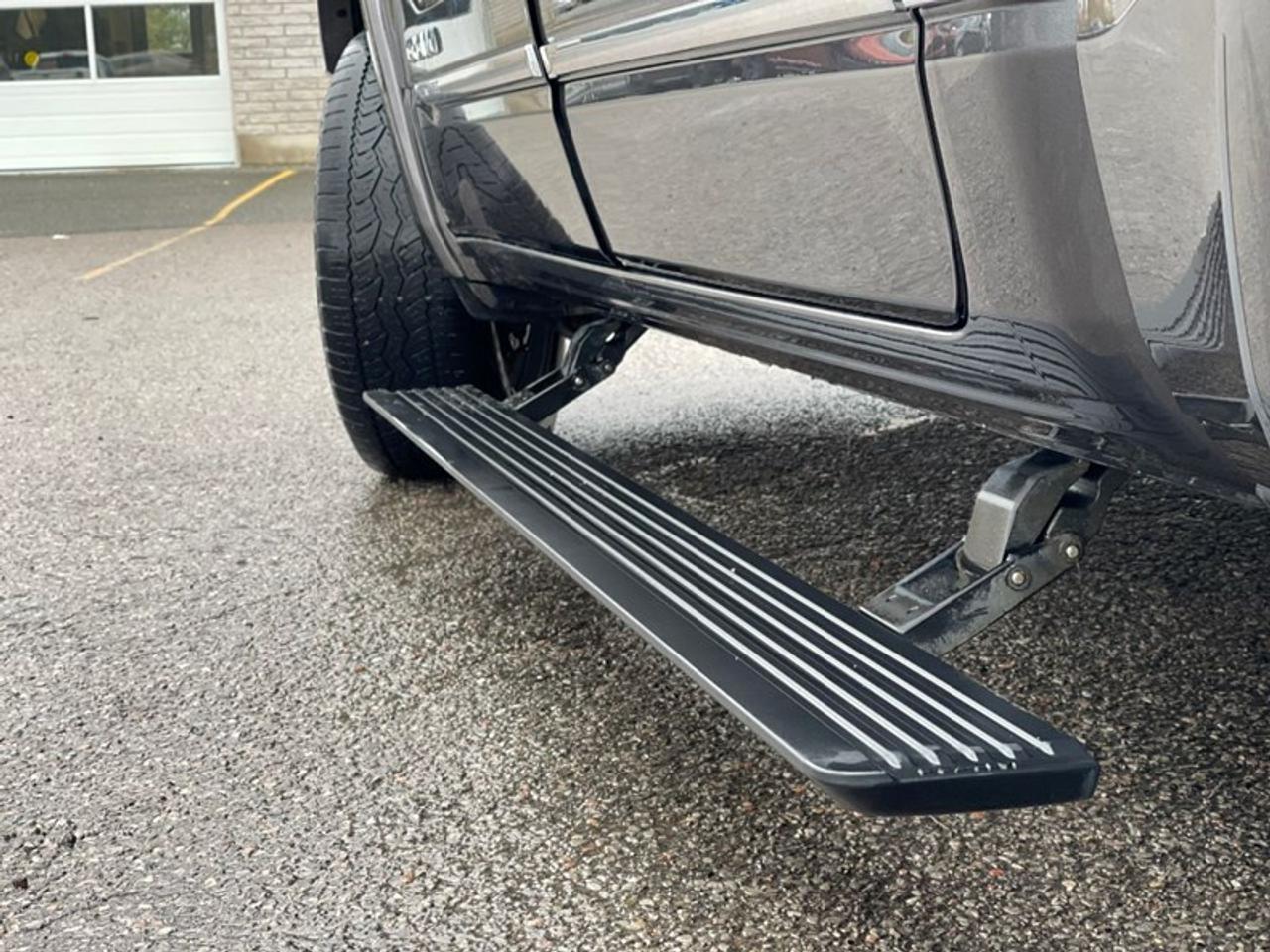 2020 RAM 1500 Limited Crew Cab Photo