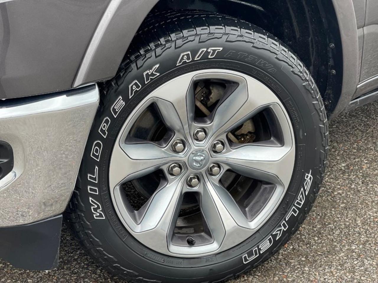 2020 RAM 1500 Limited Crew Cab Photo