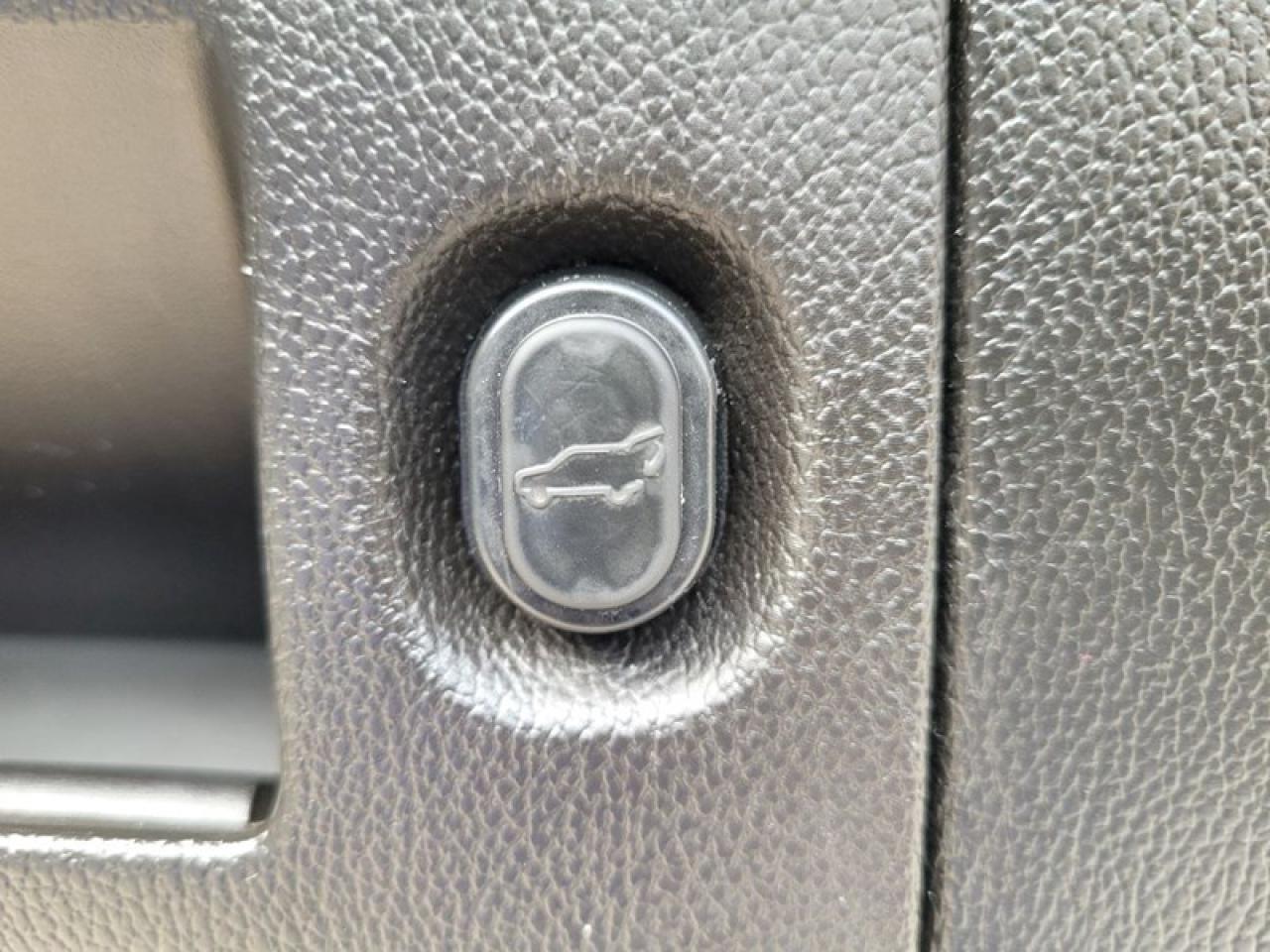 2015 Chevrolet Tahoe LT Photo