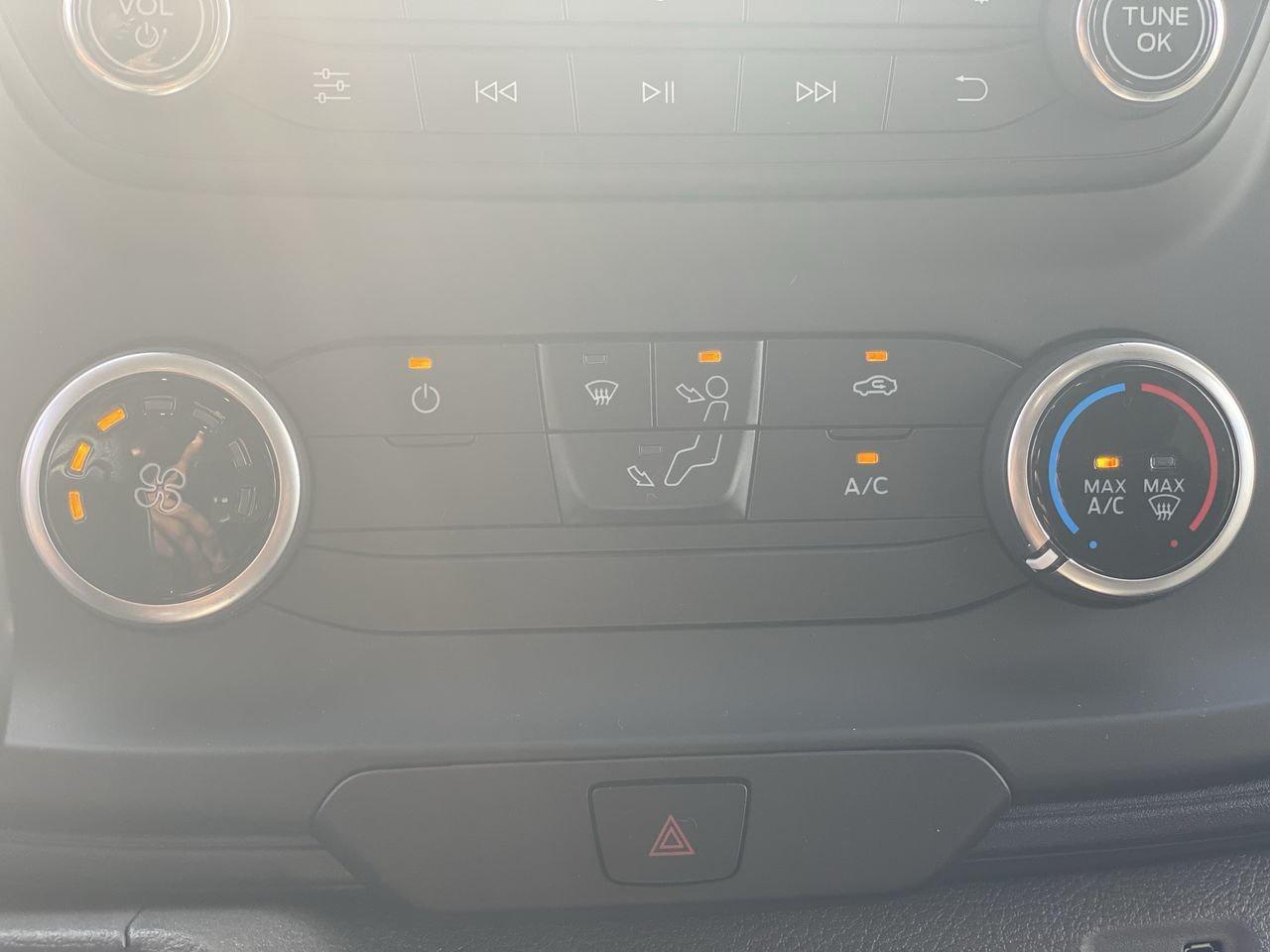 2025 Ford Transit T250 PASS SLIDE 148 Photo