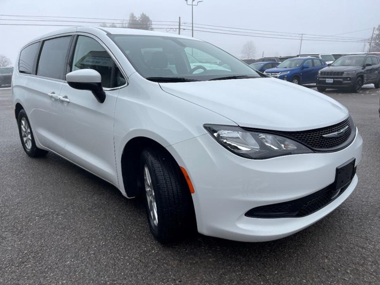 2022 Chrysler Grand Caravan SXT Photo