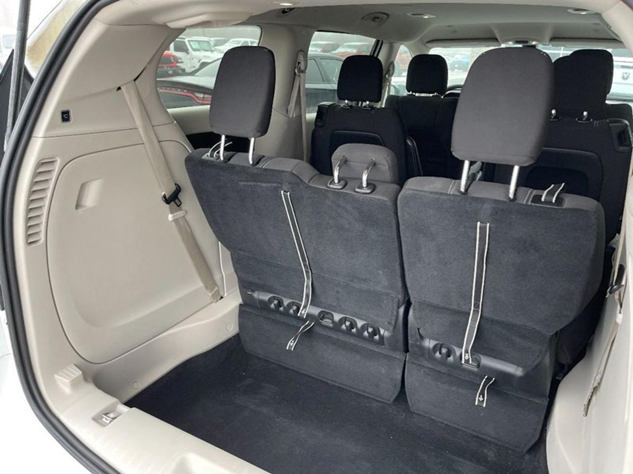 2022 Chrysler Grand Caravan SXT Photo