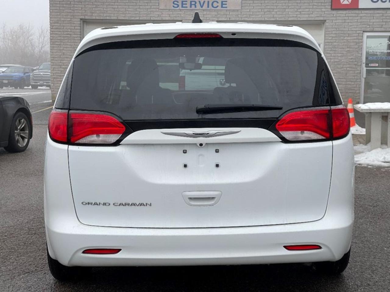 2022 Chrysler Grand Caravan SXT Photo