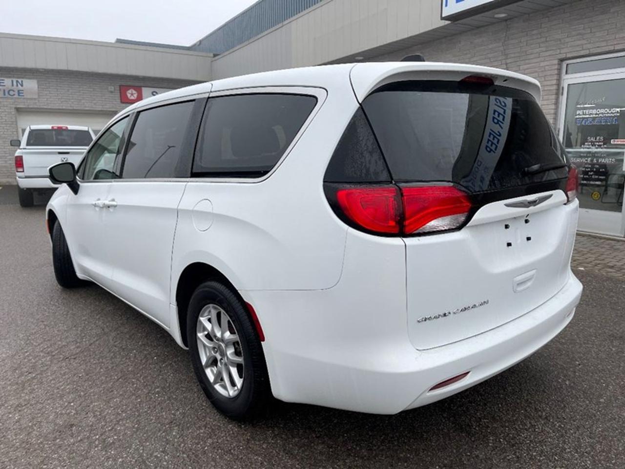 2022 Chrysler Grand Caravan SXT Photo