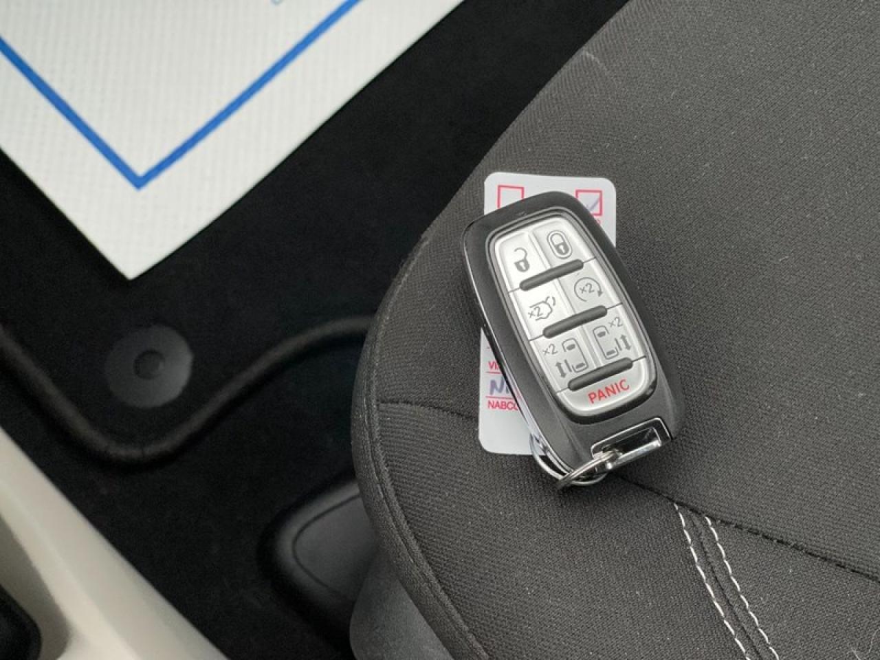 2022 Chrysler Grand Caravan SXT Photo