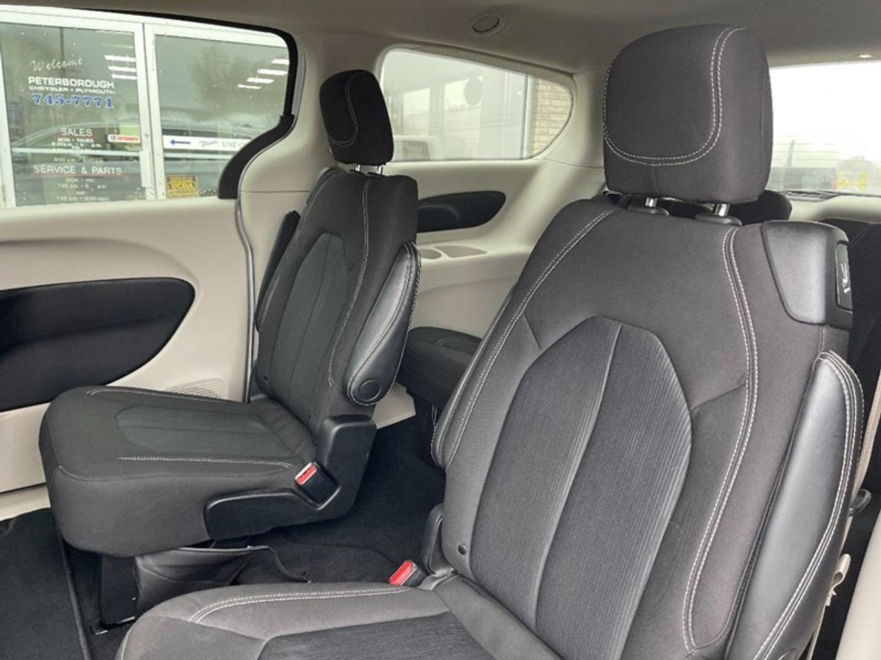 2022 Chrysler Grand Caravan SXT Photo