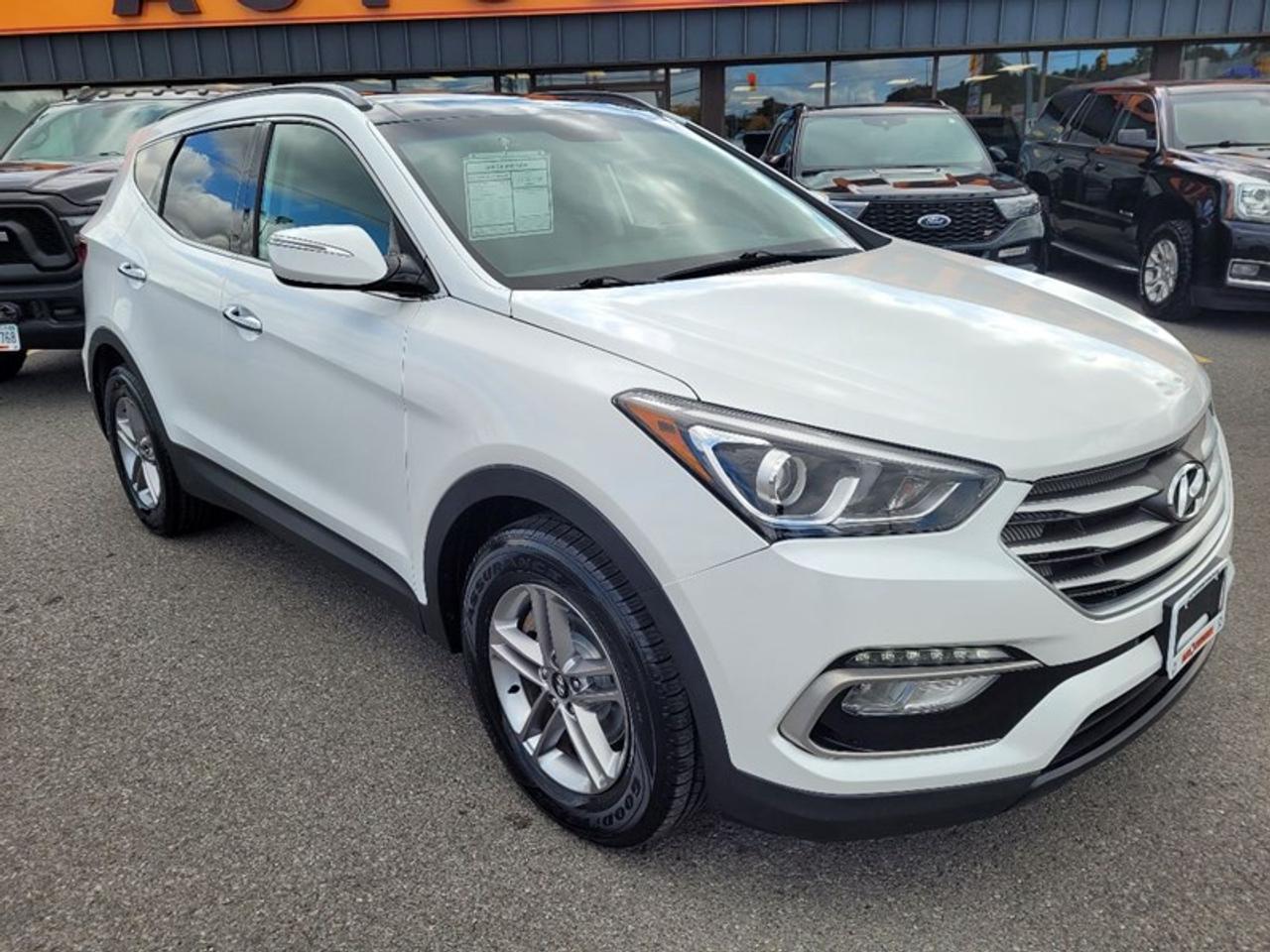2017 Hyundai Santa Fe Sport 2.4 Photo1