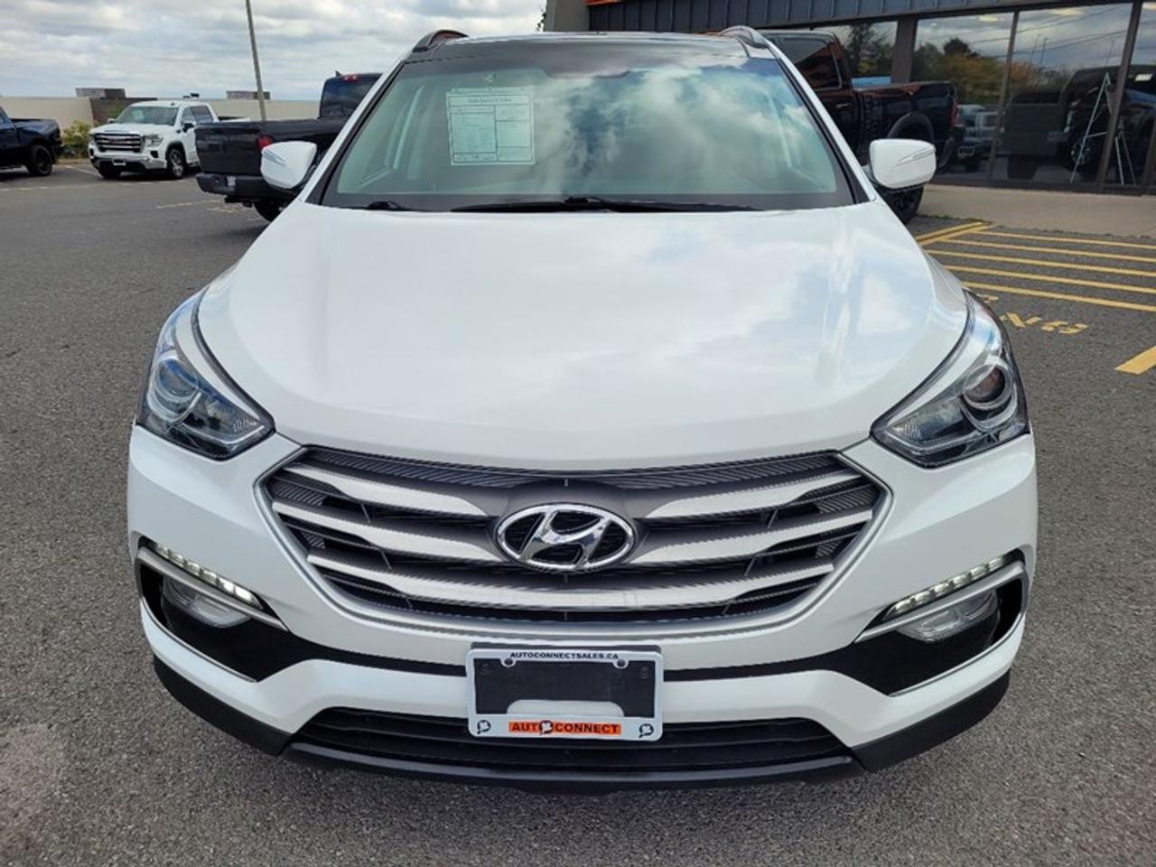 2017 Hyundai Santa Fe Sport 2.4 Photo