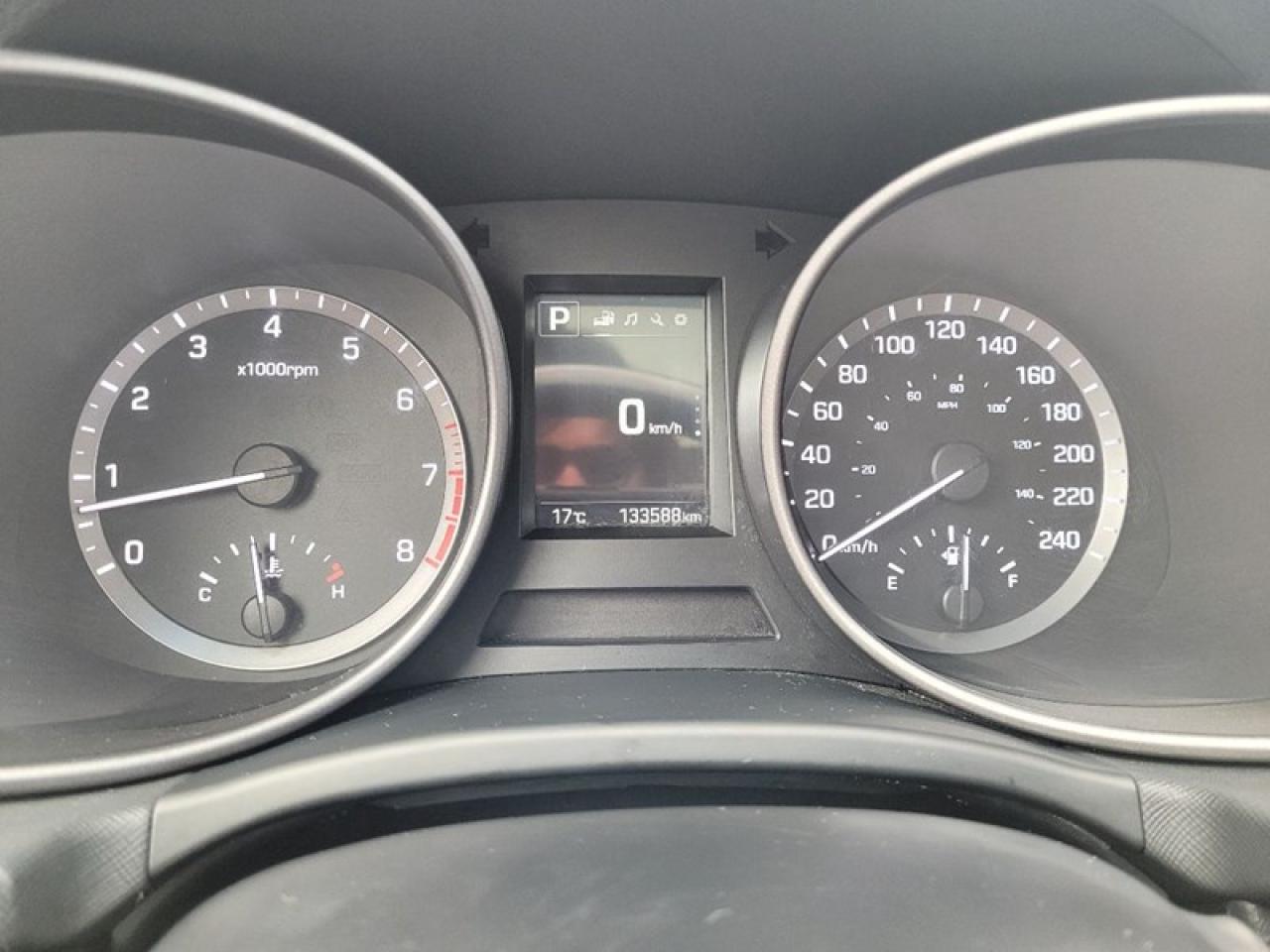 2017 Hyundai Santa Fe Sport 2.4 Photo