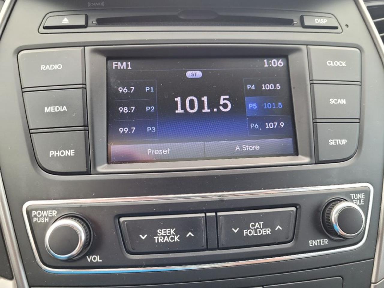 2017 Hyundai Santa Fe Sport 2.4 Photo