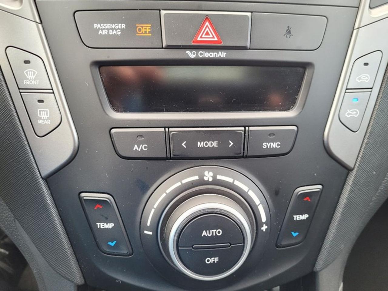 2017 Hyundai Santa Fe Sport 2.4 Photo