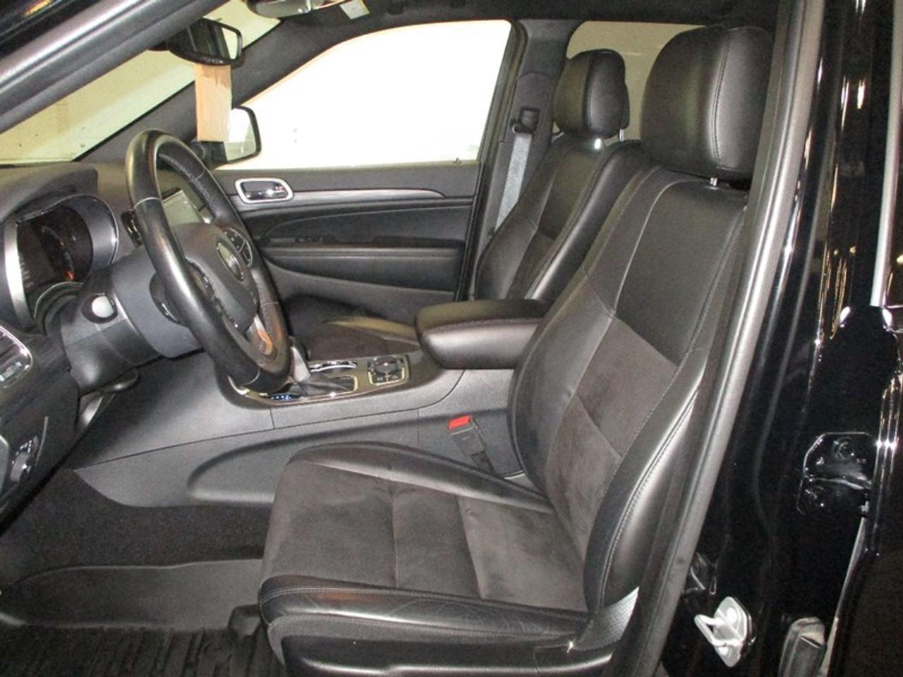 2021 Jeep Grand Cherokee 4WD Altitude Photo