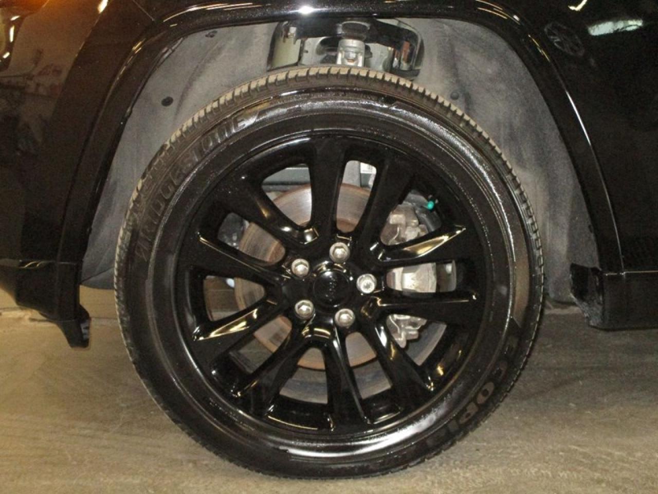 2021 Jeep Grand Cherokee 4WD Altitude Photo