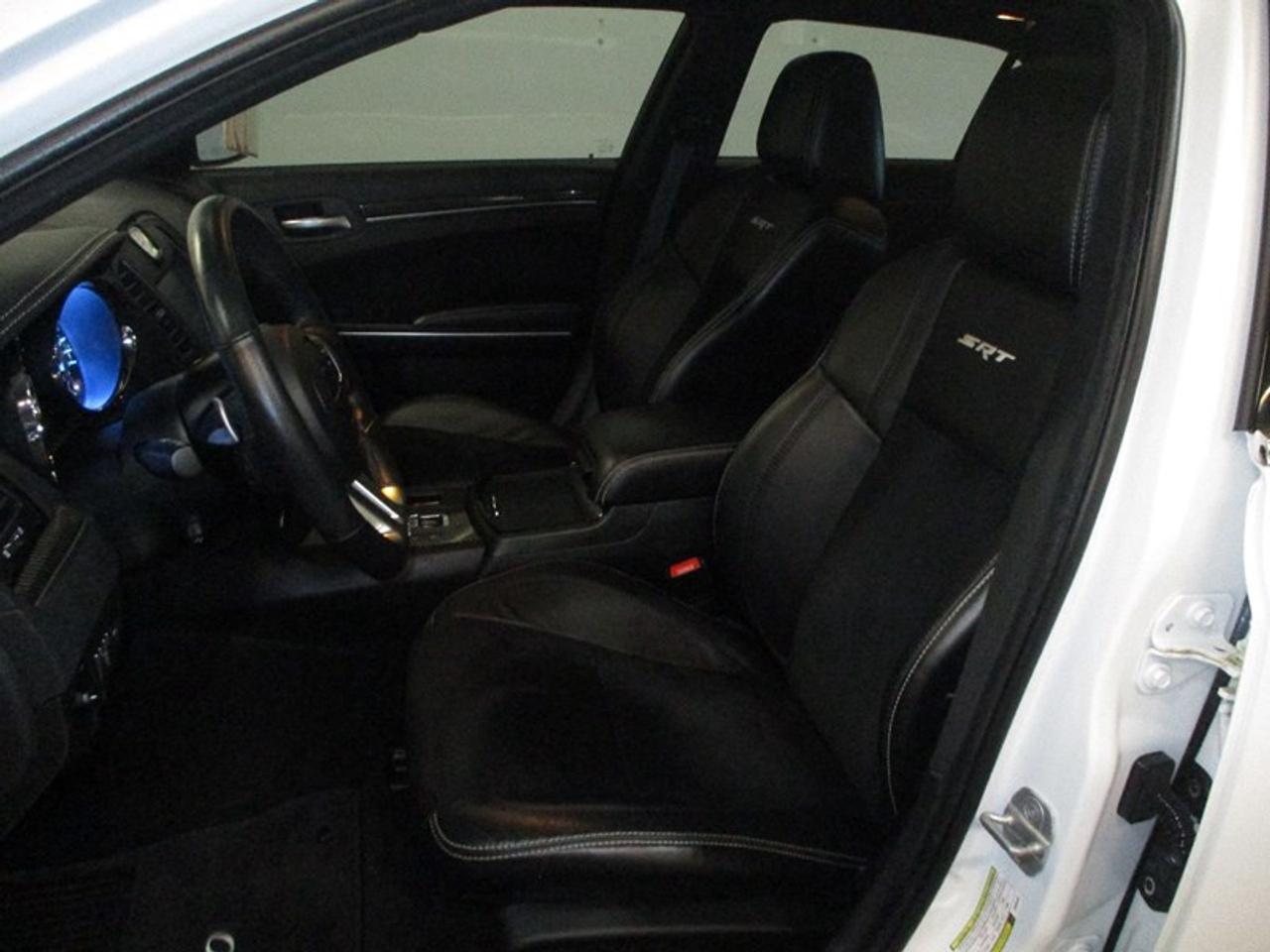 2013 Chrysler 300 SRT8 Photo