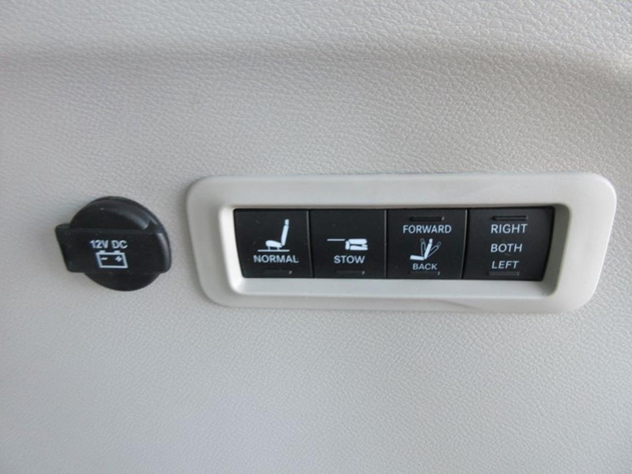 2019 Chrysler Pacifica Limited Photo