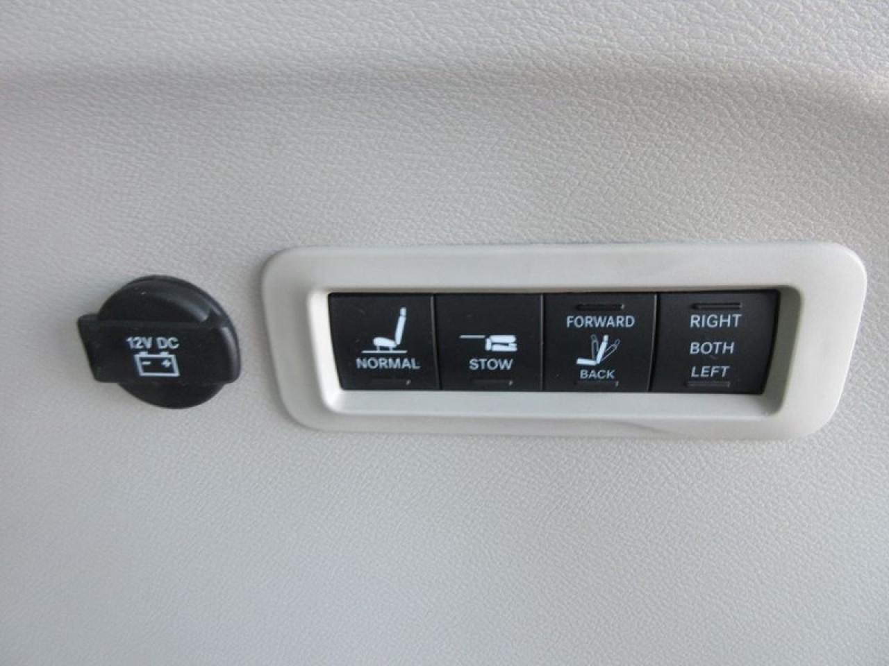 2019 Chrysler Pacifica Limited Photo