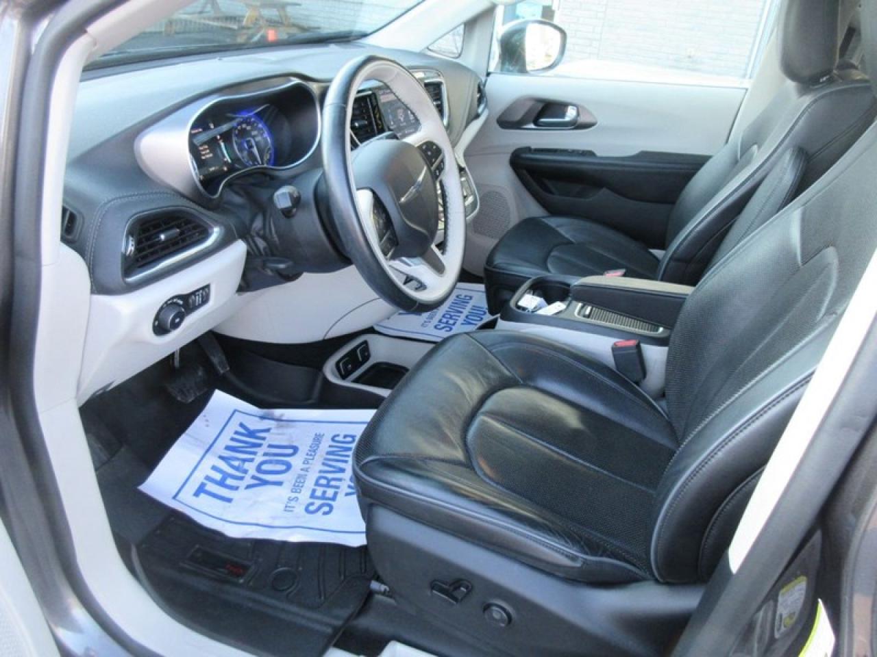 2019 Chrysler Pacifica Limited Photo