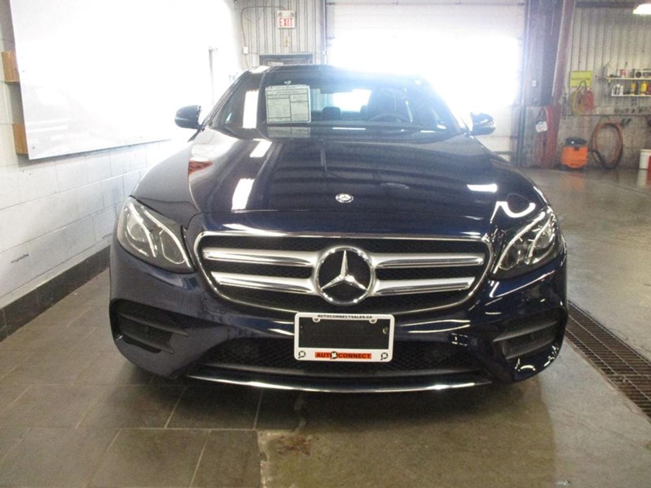 2017 Mercedes-Benz E-Class  Photo3
