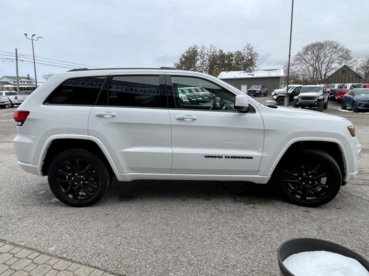 2021 Jeep Grand Cherokee Altitude Photo