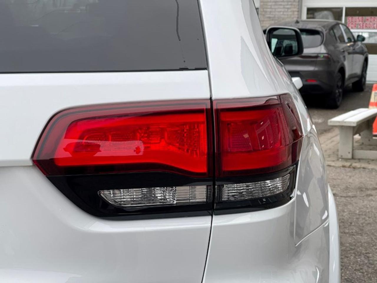 2021 Jeep Grand Cherokee Altitude Photo
