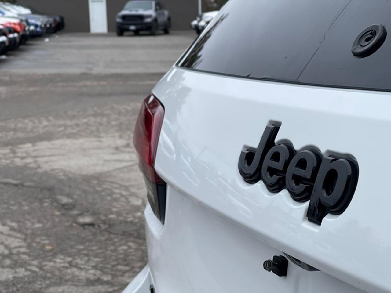 2021 Jeep Grand Cherokee Altitude Photo