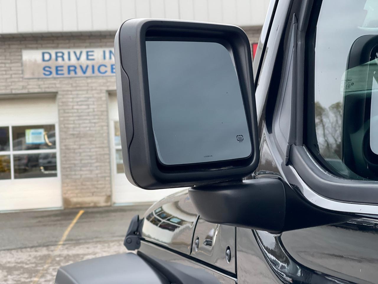 2020 Jeep Gladiator SPORT Photo