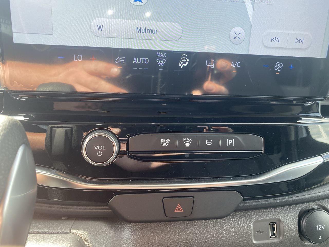 2025 Ford Transit T250 PASS SLIDE 148 EL Photo