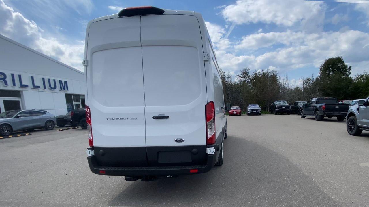 2025 Ford Transit Reg 148 EL Photo