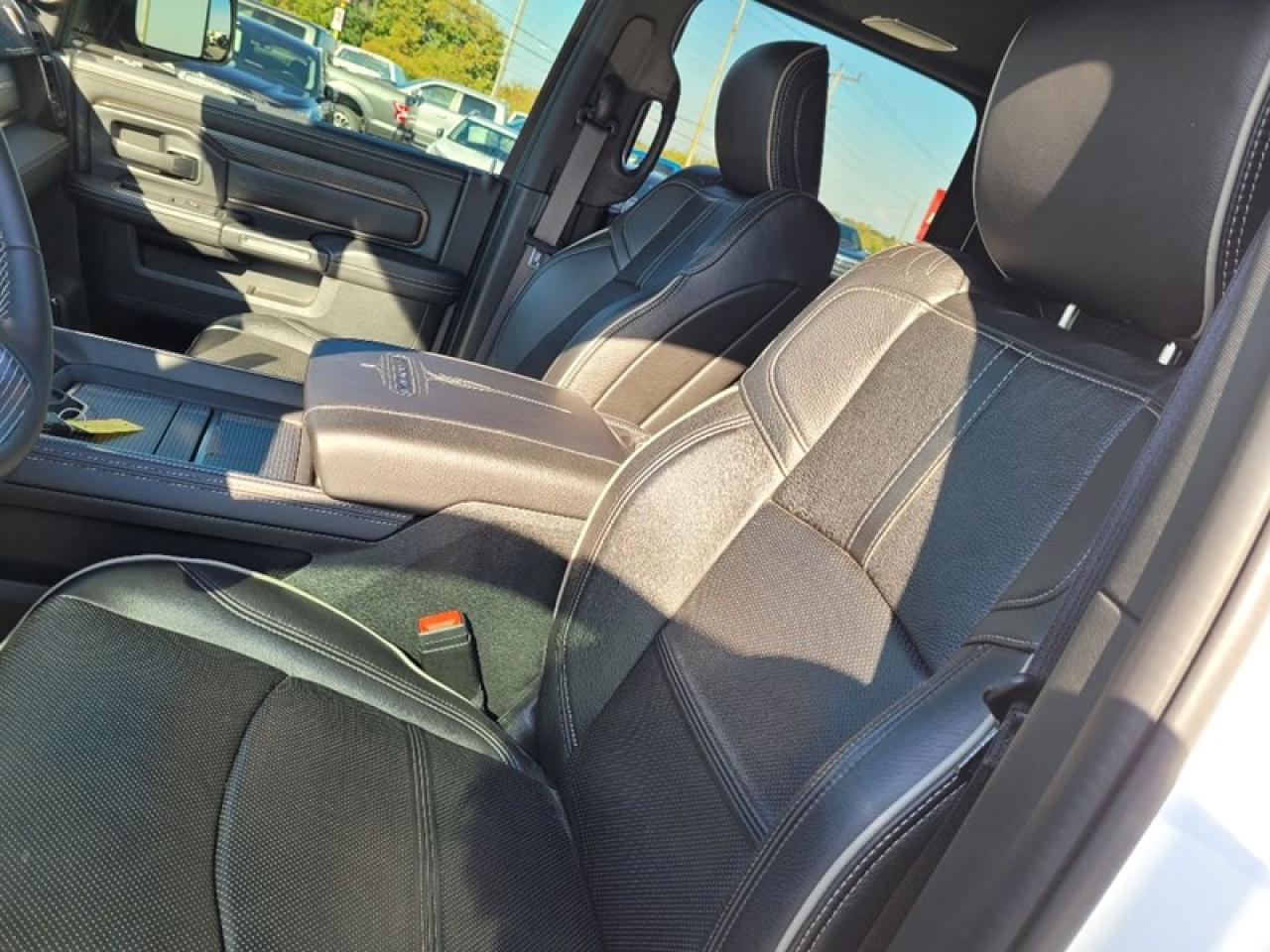 2021 RAM 3500 Limited Diesel Photo