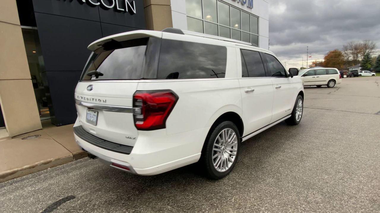 2024 Ford Expedition Platinum Max Photo