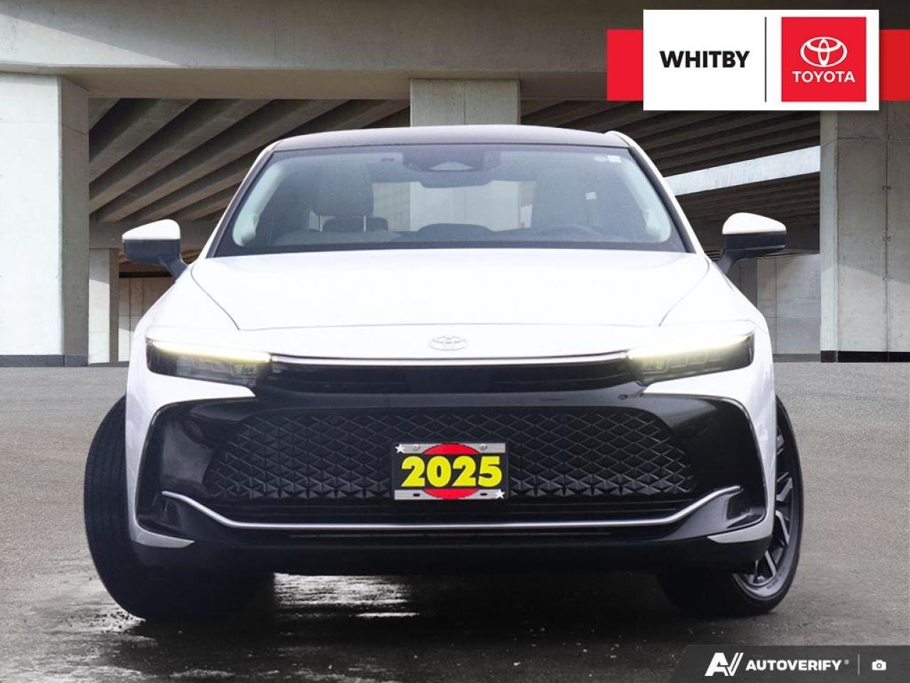 2025 Toyota Crown Limited Hybrid HEV Photo