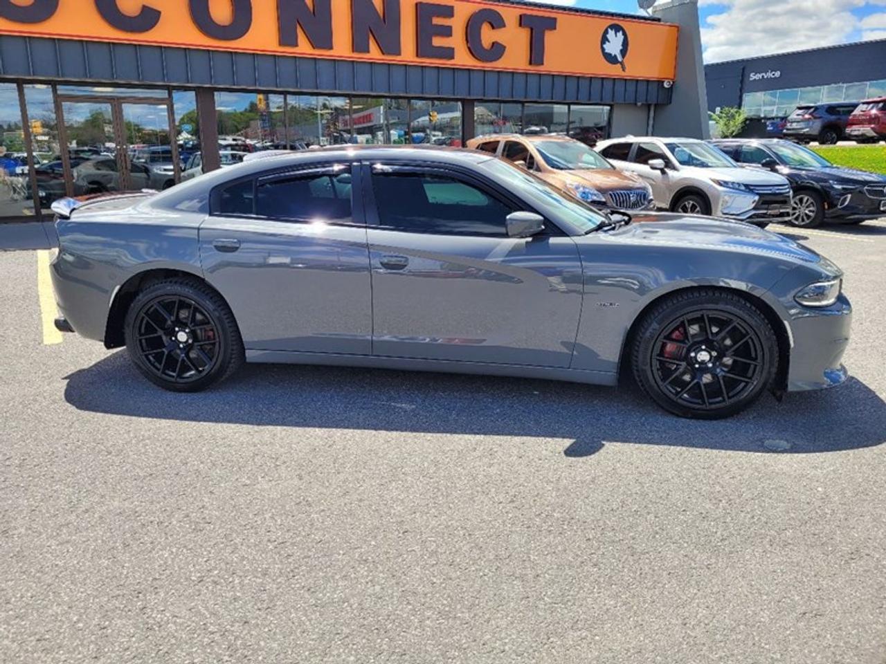 2017 Dodge Charger R/T  Photo4
