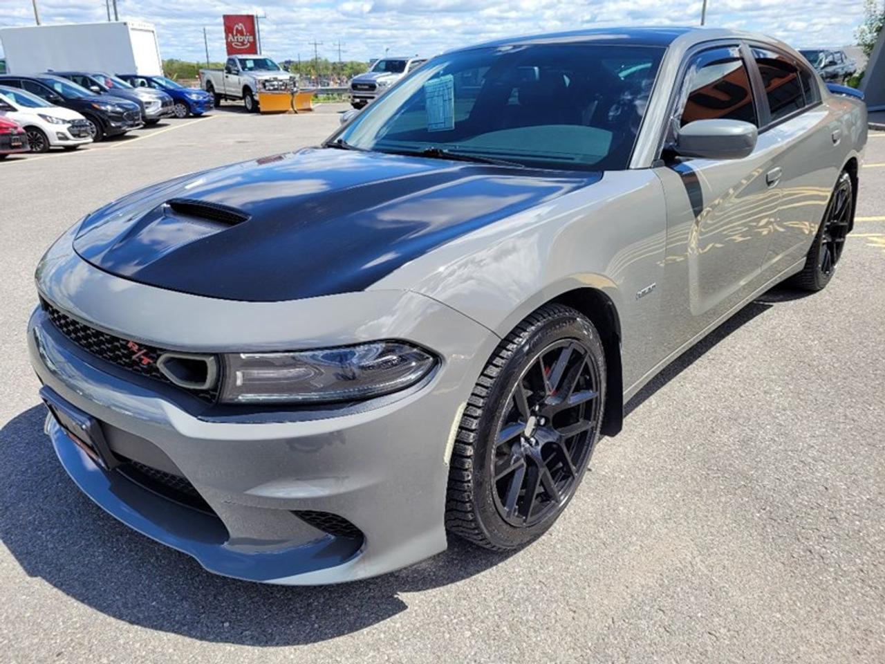 2017 Dodge Charger R/T  Photo3