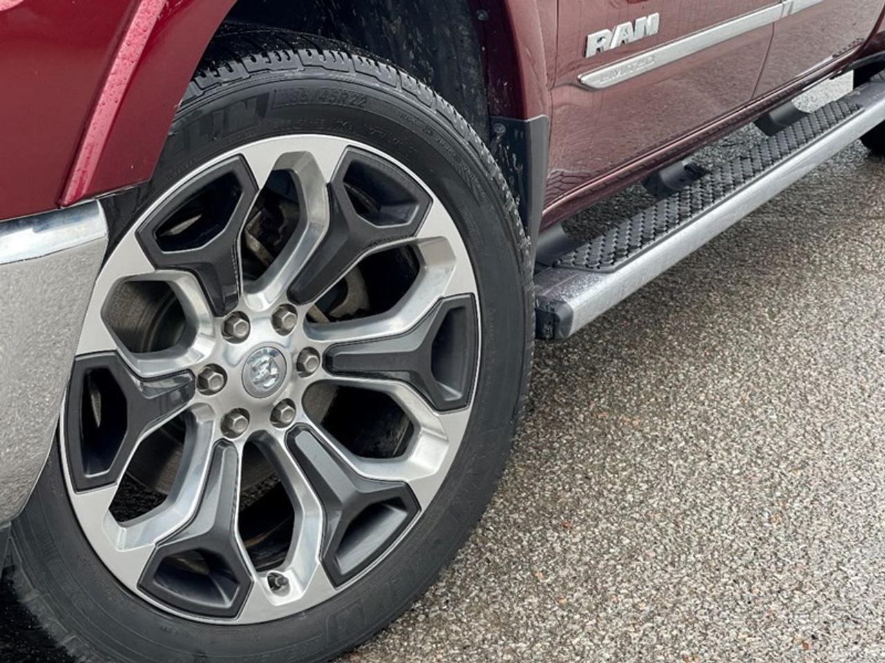 2019 RAM 1500 Laramie  LWB Photo