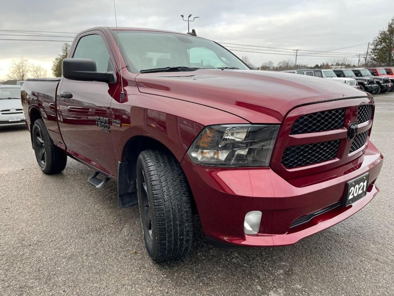 2021 RAM 1500 Classic Reg. Cab 6.5-ft. Bed Photo4