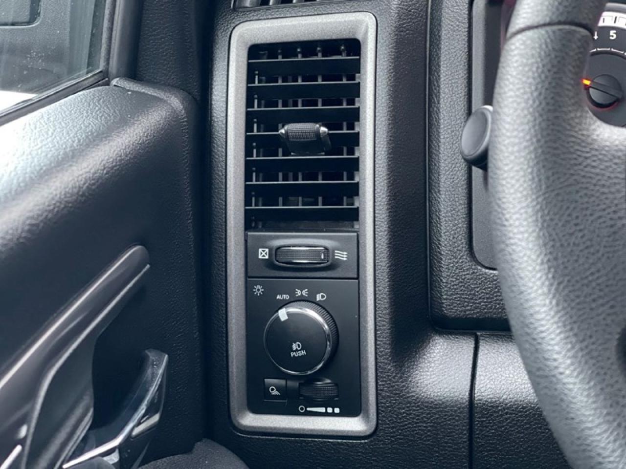 2021 RAM 1500 Classic Reg. Cab 6.5-ft. Bed Photo