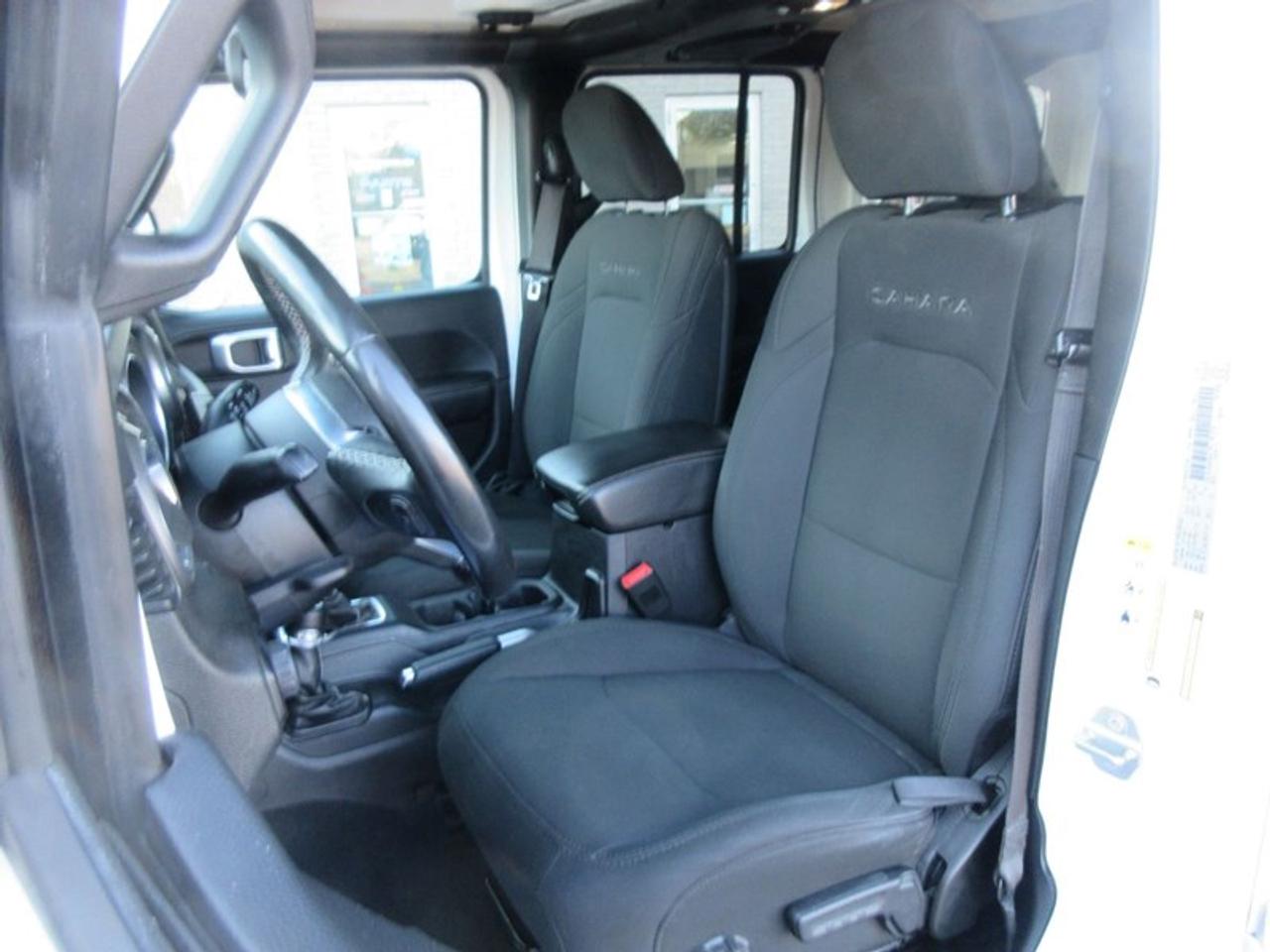 2018 Jeep Wrangler Unlimited Sahara Photo