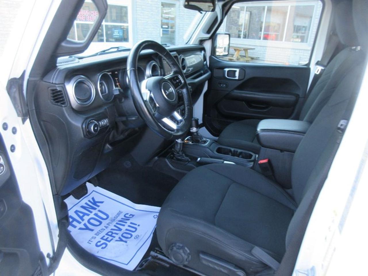 2018 Jeep Wrangler Unlimited Sahara Photo