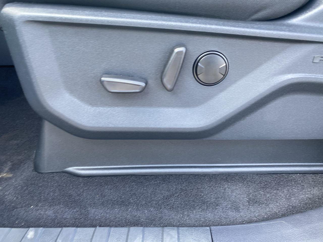 2025 Ford F-150 XLT Photo