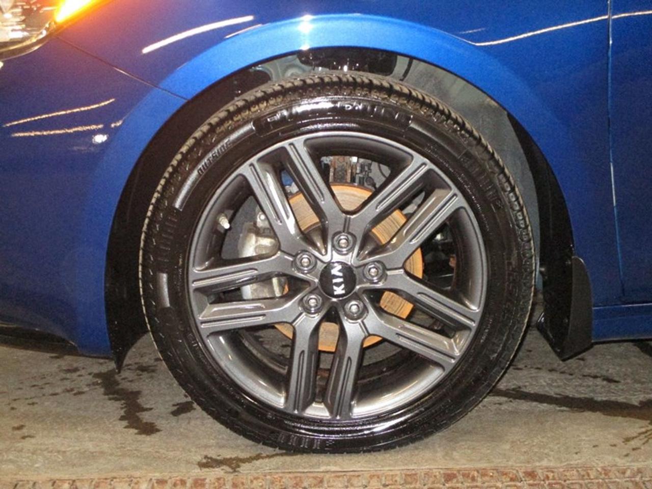 2021 Kia Forte EX Plus Photo