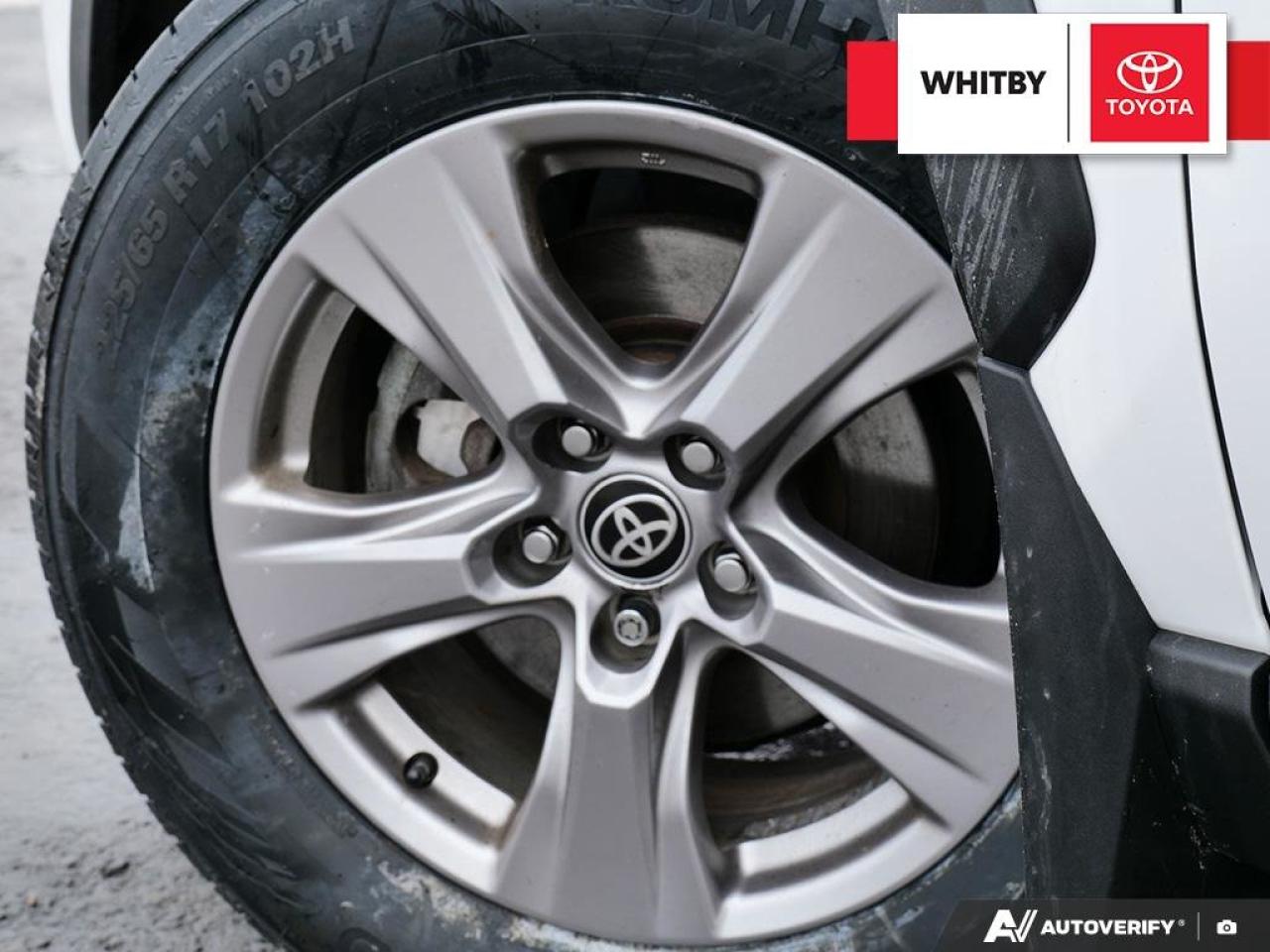 2022 Toyota RAV4 Hybrid LE 2.5L Photo