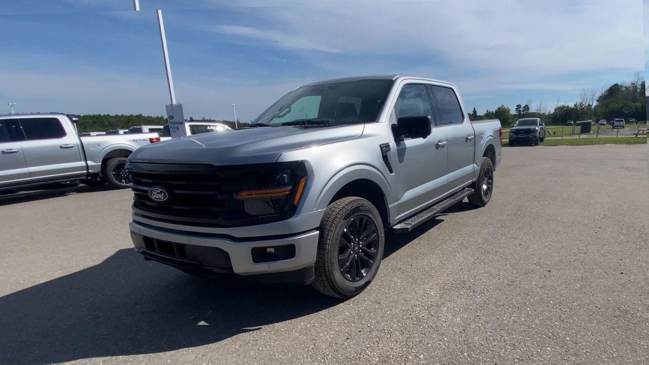 2025 Ford F-150 XLT Photo