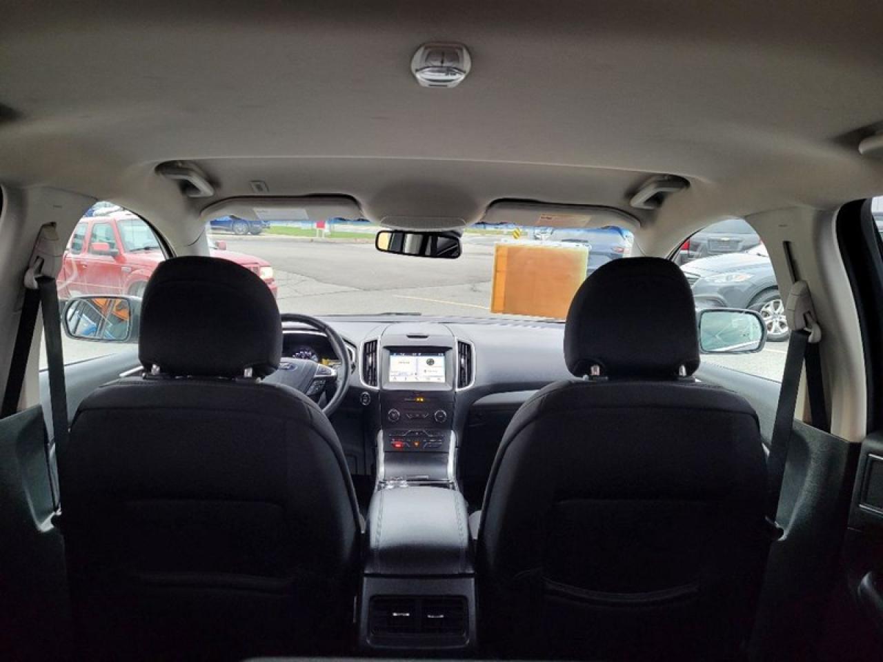 2019 Ford Edge SEL AWD Photo