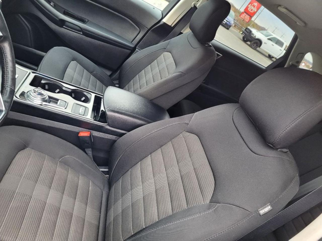 2019 Ford Edge SEL AWD Photo