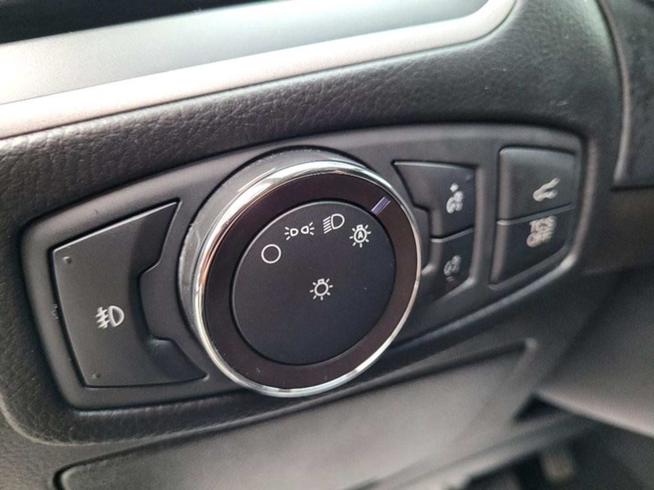 2019 Ford Edge SEL AWD Photo
