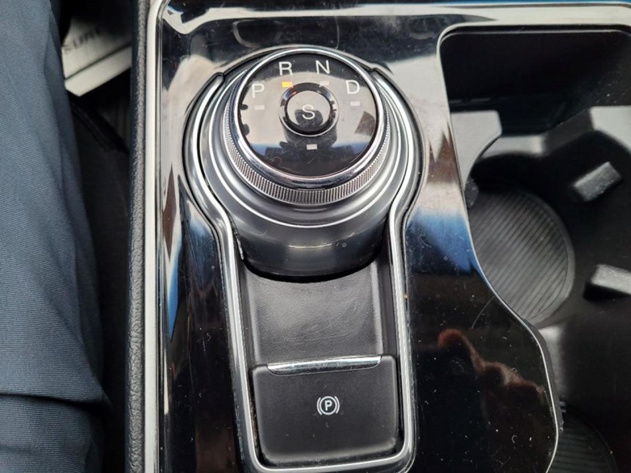 2019 Ford Edge SEL AWD Photo