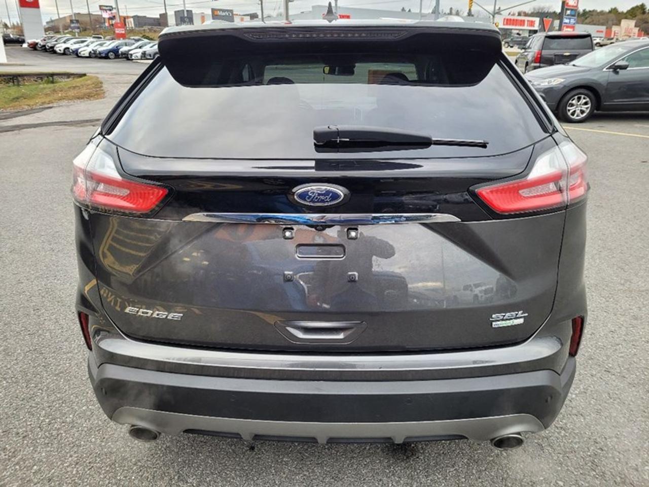 2019 Ford Edge SEL AWD Photo