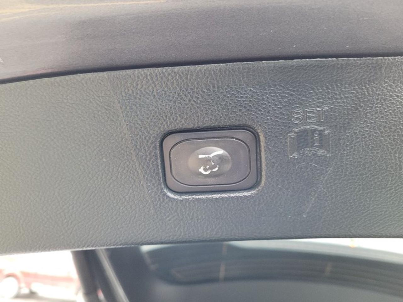 2019 Ford Edge SEL AWD Photo